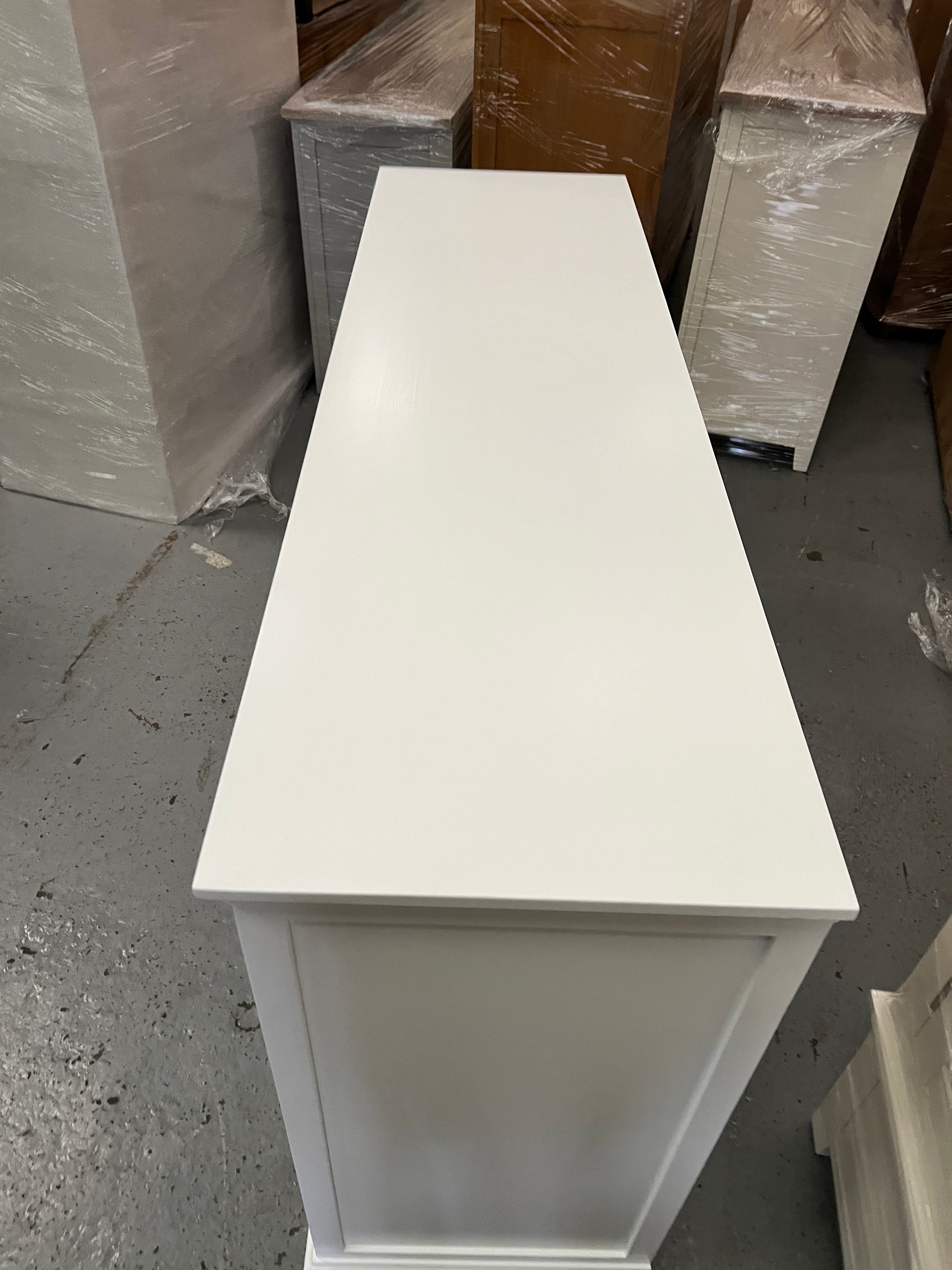 FAIRFORD SOFT WHITE
10 Drawer Chest