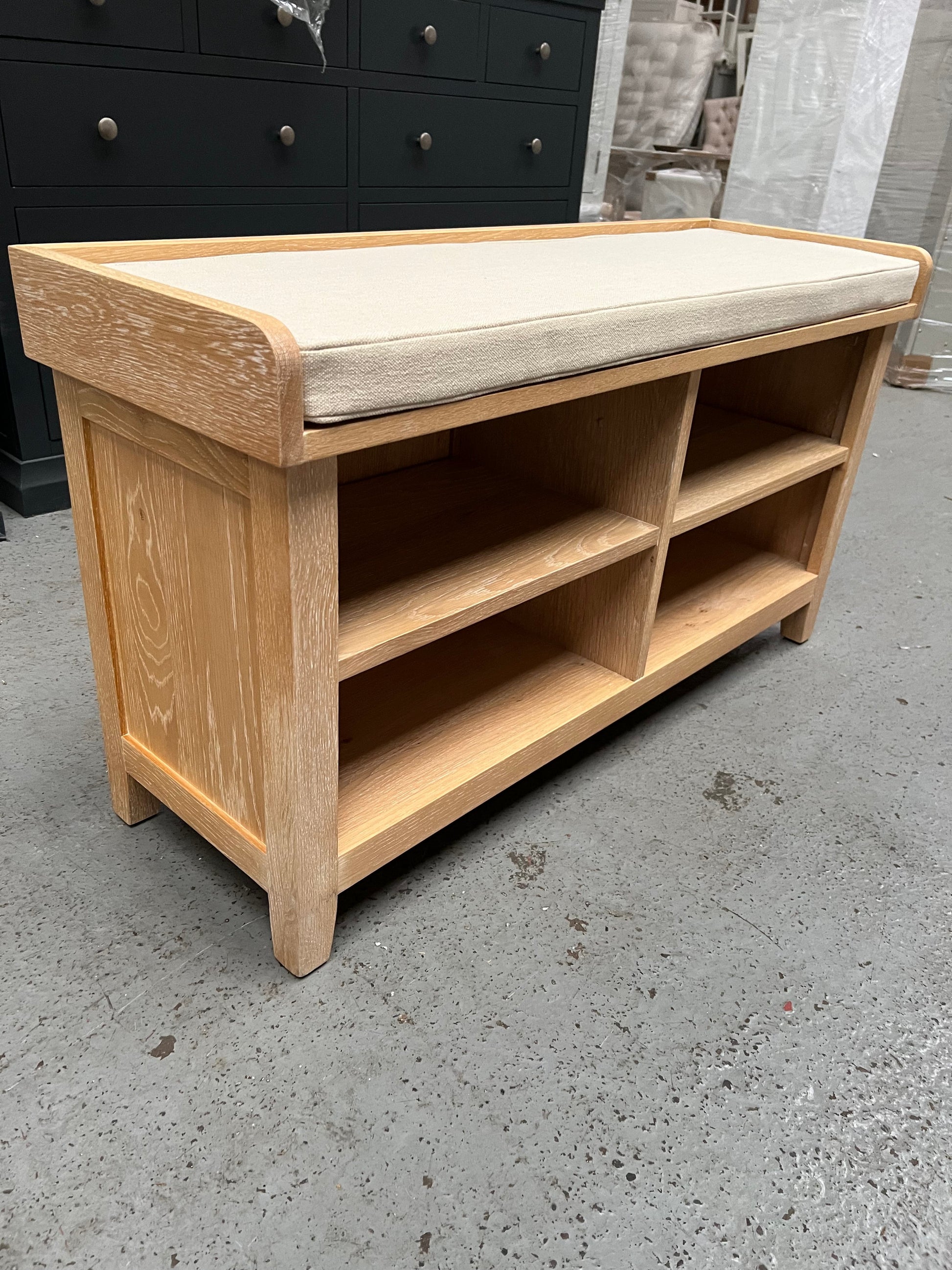 INGLESHAM WHITEWASH OAK
Shoe Storage Bench Quality Furniture Clearance Ltd