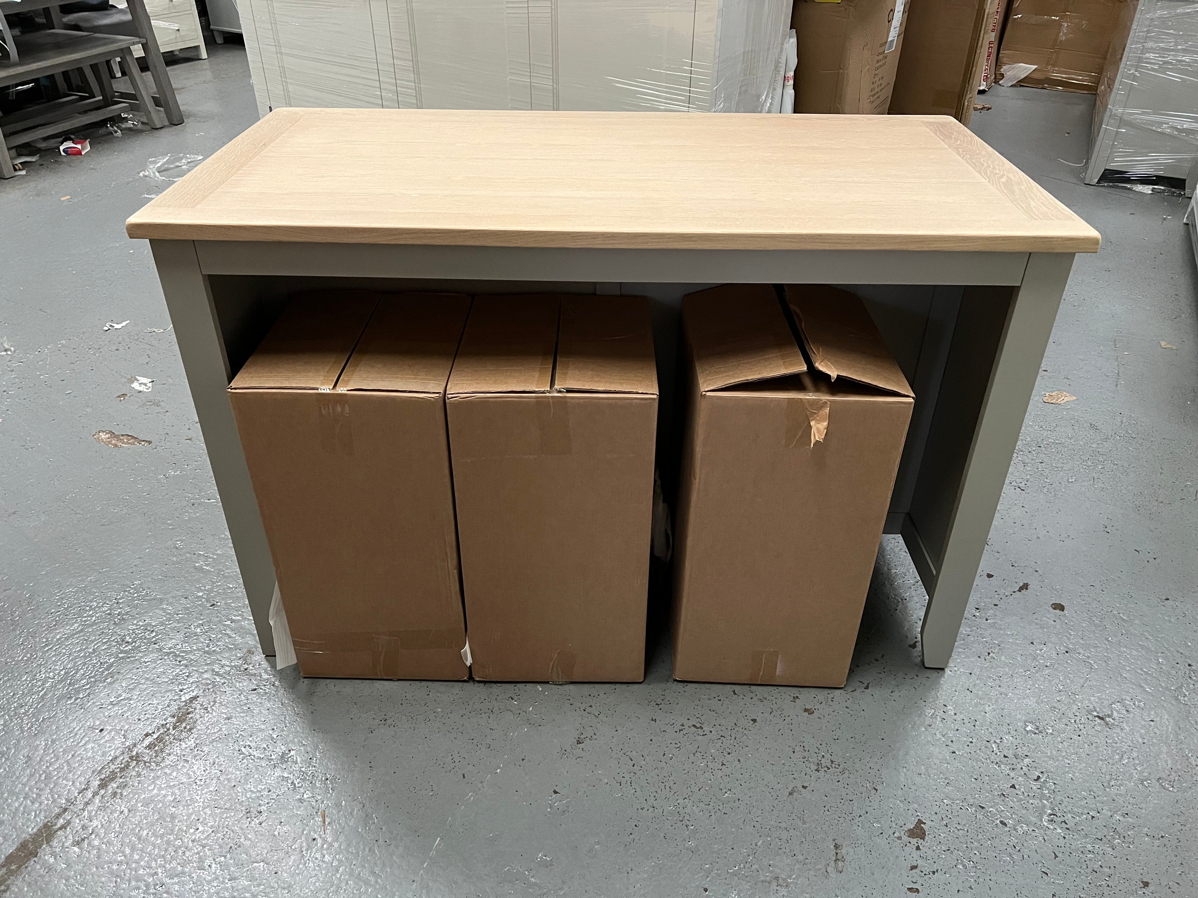 CHESTER DOVE GREY
Breakfast Bar Island and Stools Set Quality Furniture Clearance Ltd