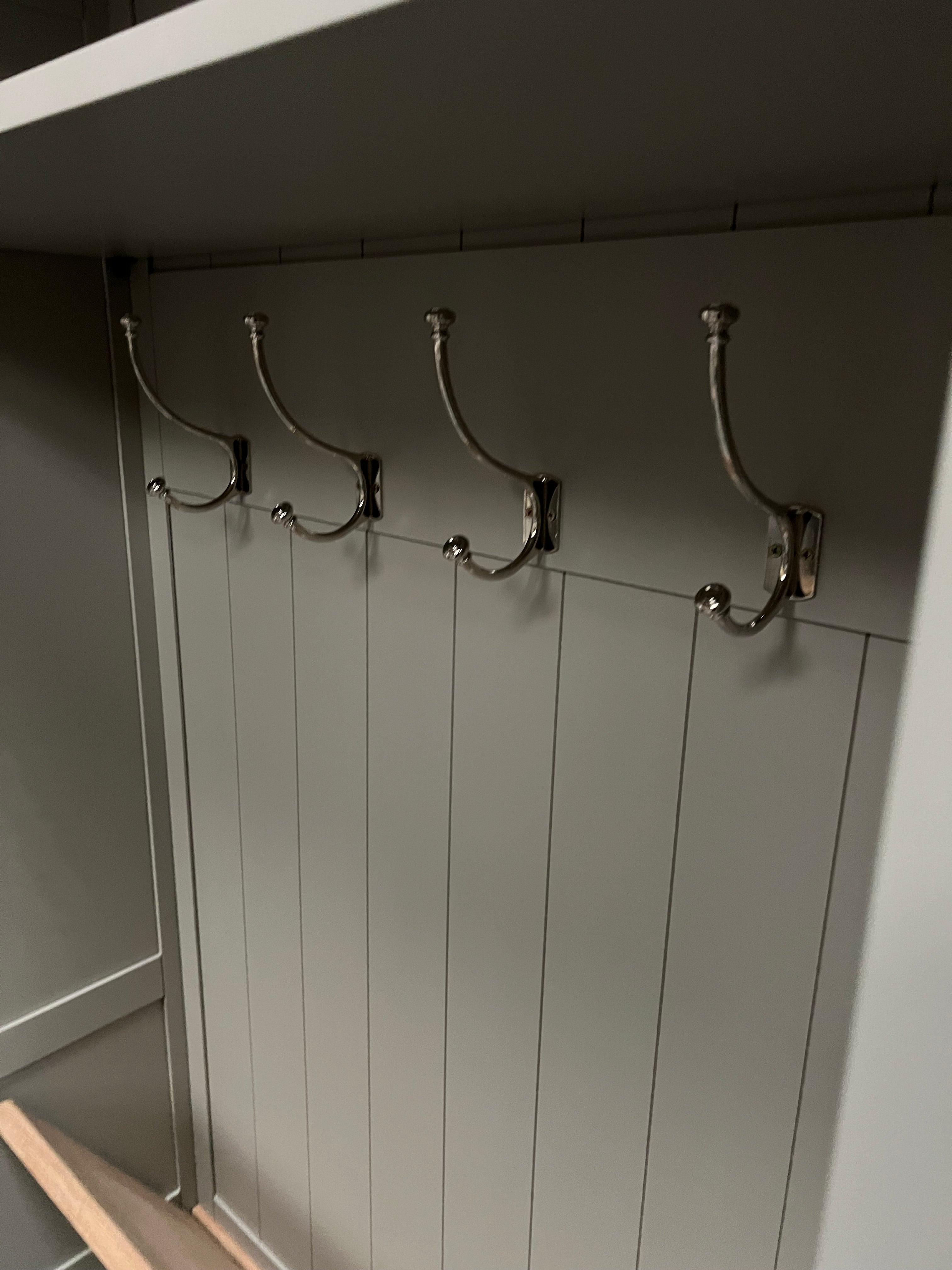 CHESTER DOVE GREY
Bootility Unit Quality Furniture Clearance Ltd