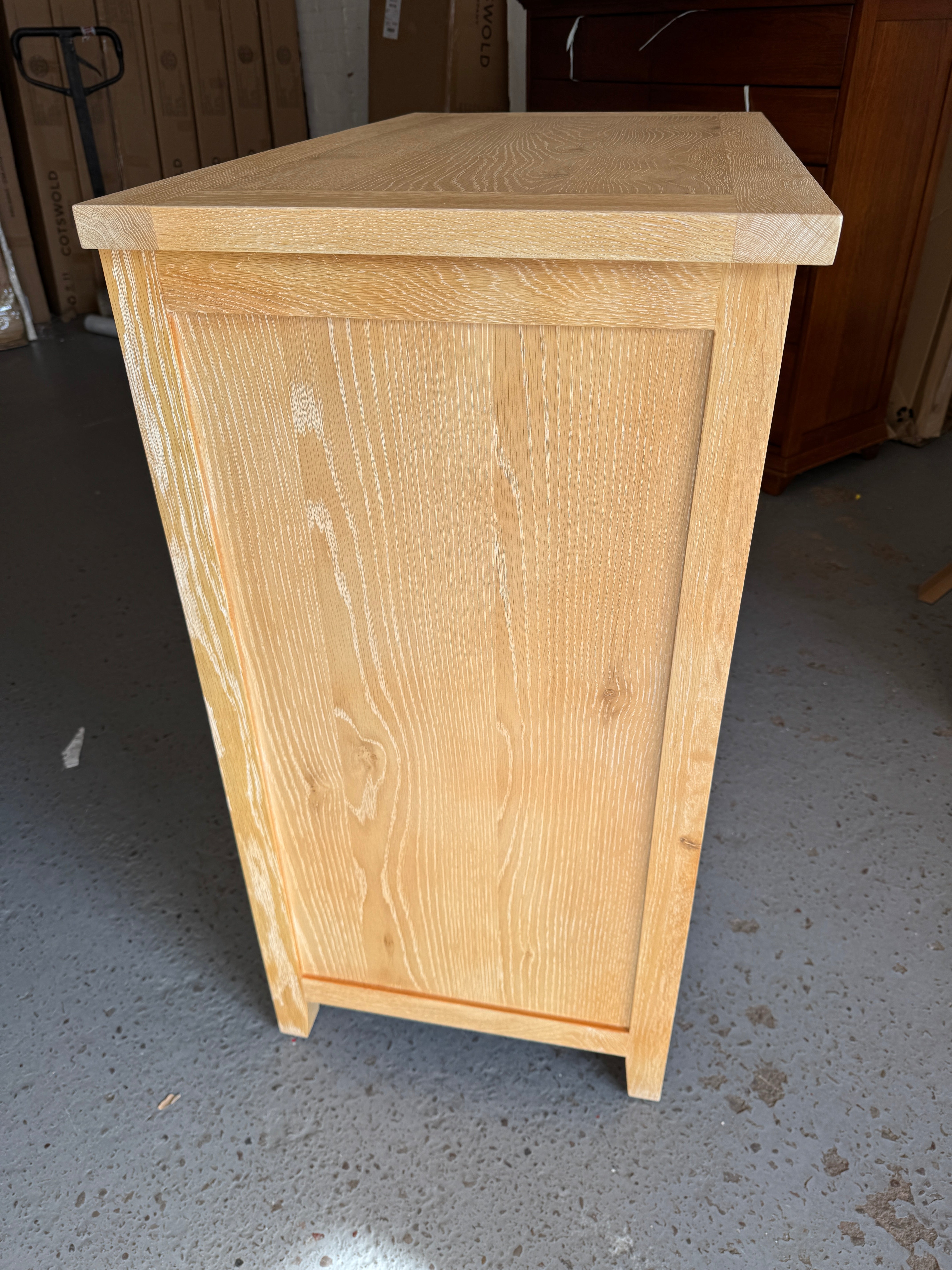 INGLESHAM WHITEWASH OAK 5 Drawer Chest Quality Furniture Clearance Ltd