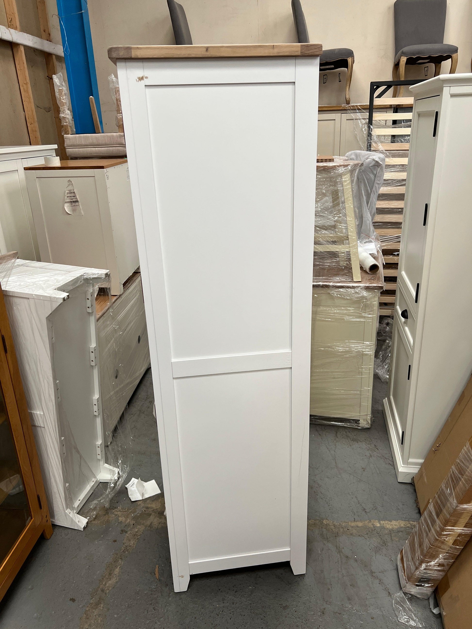 CHESTER PURE WHITE
Narrow Larder Quality Furniture Clearance Ltd