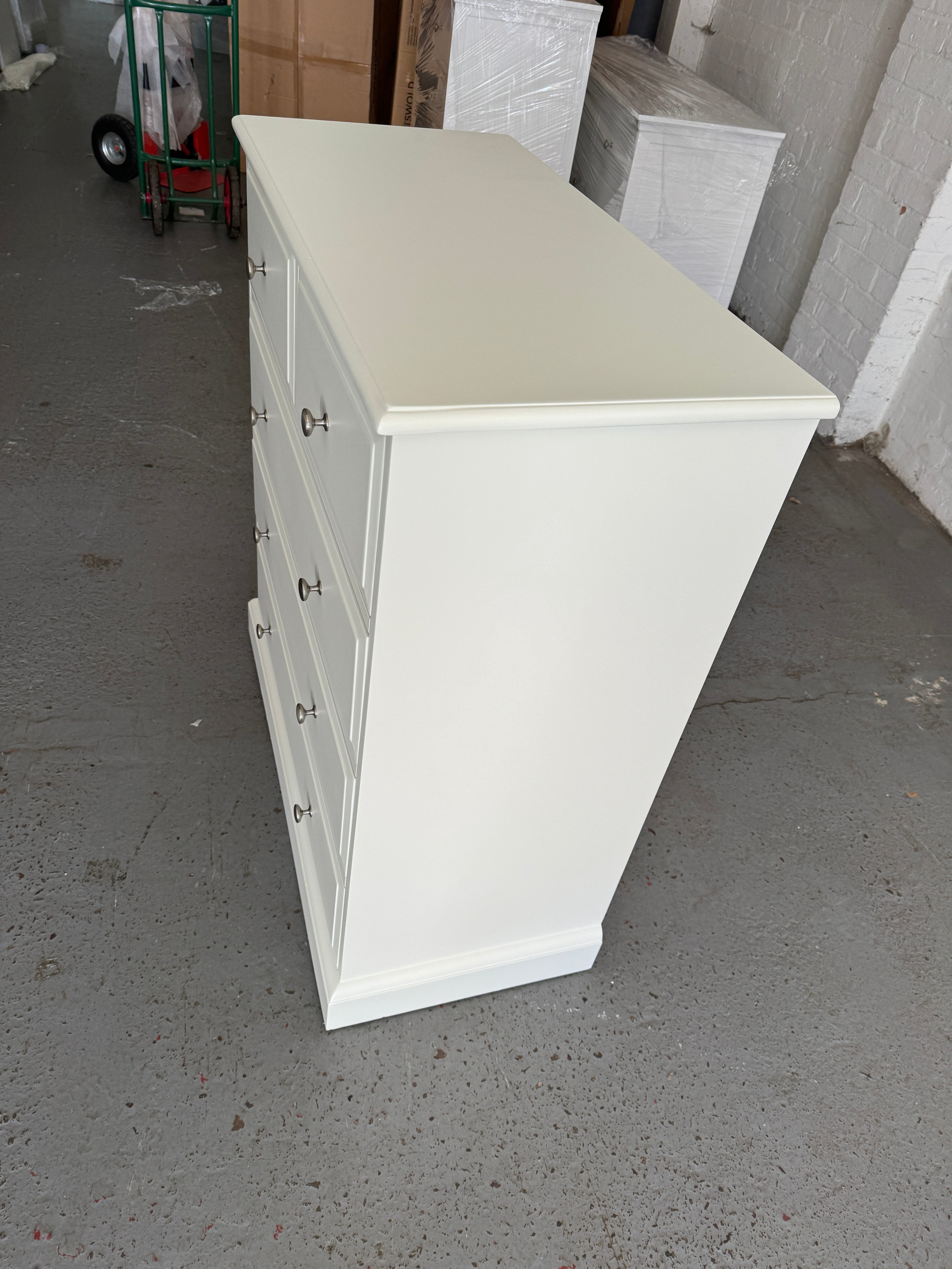 PENSHAM PURE WHITE
5 Drawer Chest