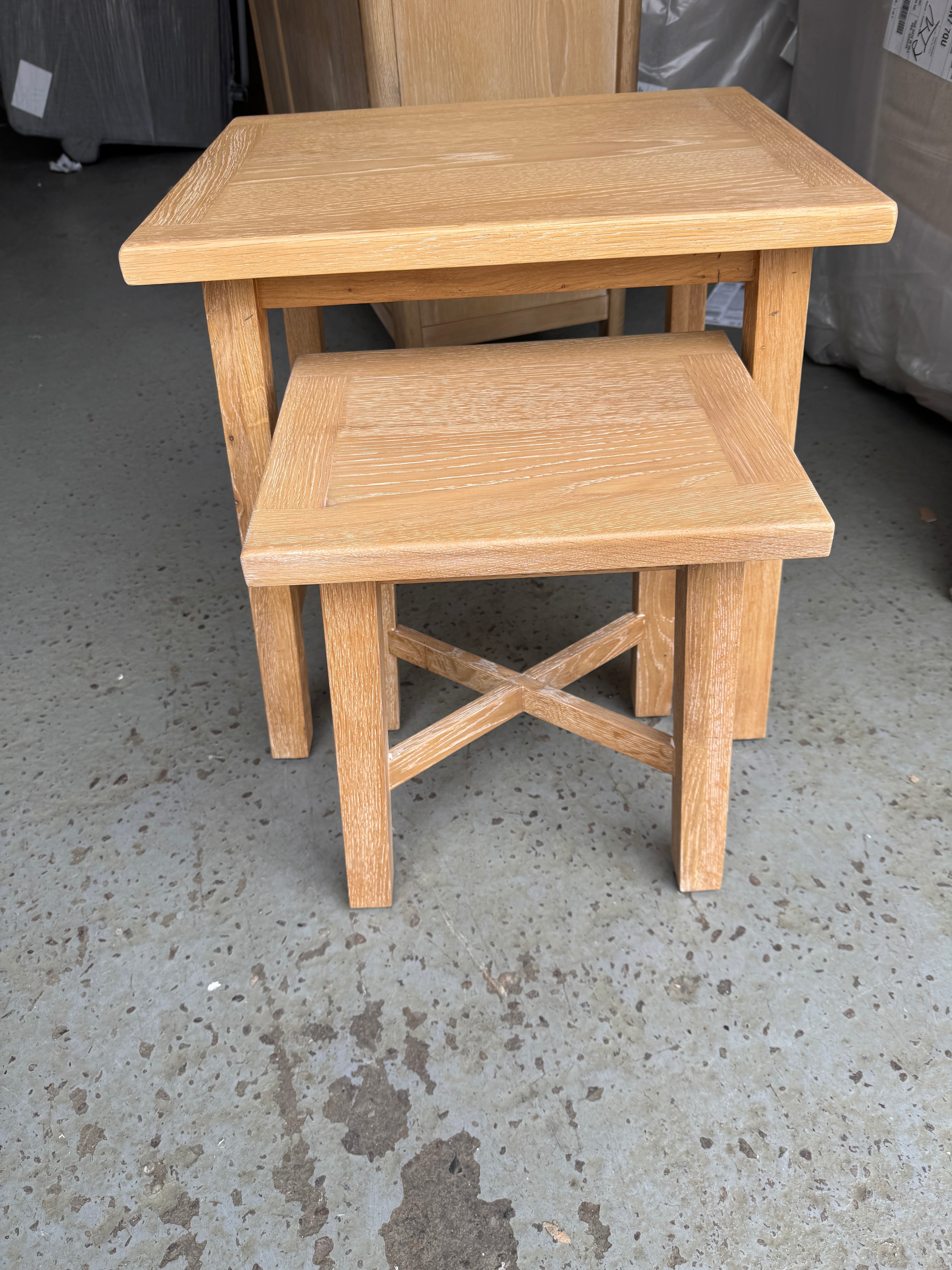 INGLESHAM WHITEWASH OAK
Nest of 2 Tables Quality Furniture Clearance Ltd