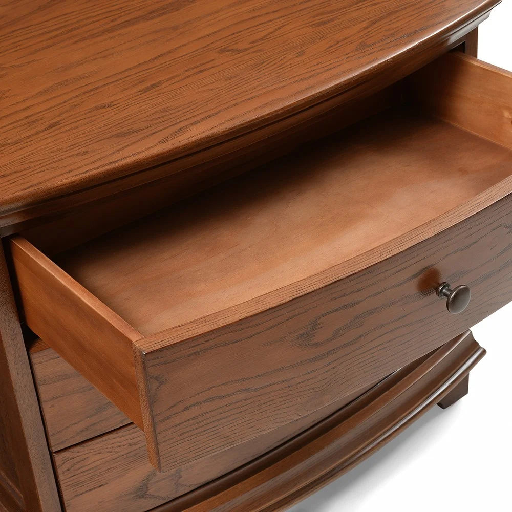 WINCHCOMBE DARK OAK
Pair of Bedsides Tables Quality Furniture Clearance Ltd