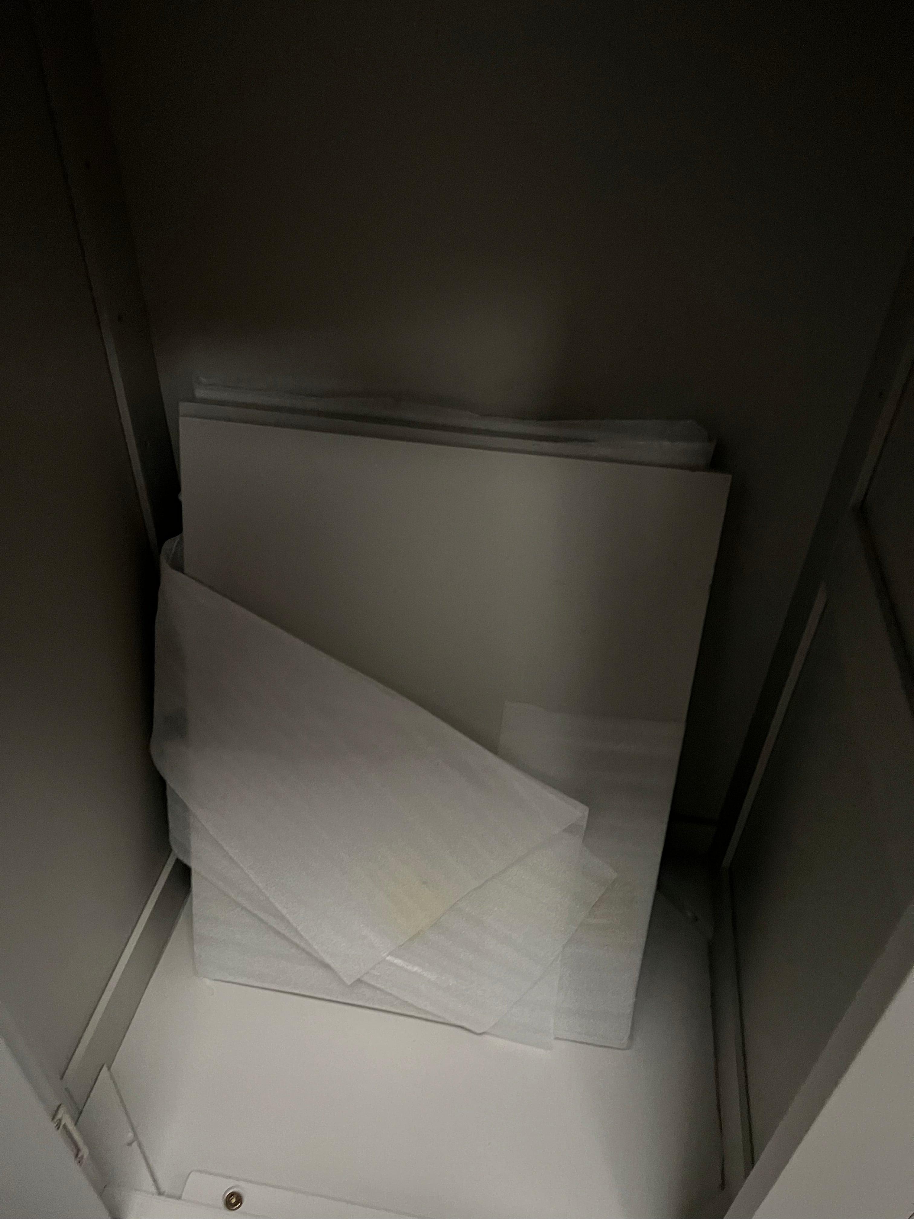 CHESTER DOVE GREY
Bootility Unit Quality Furniture Clearance Ltd