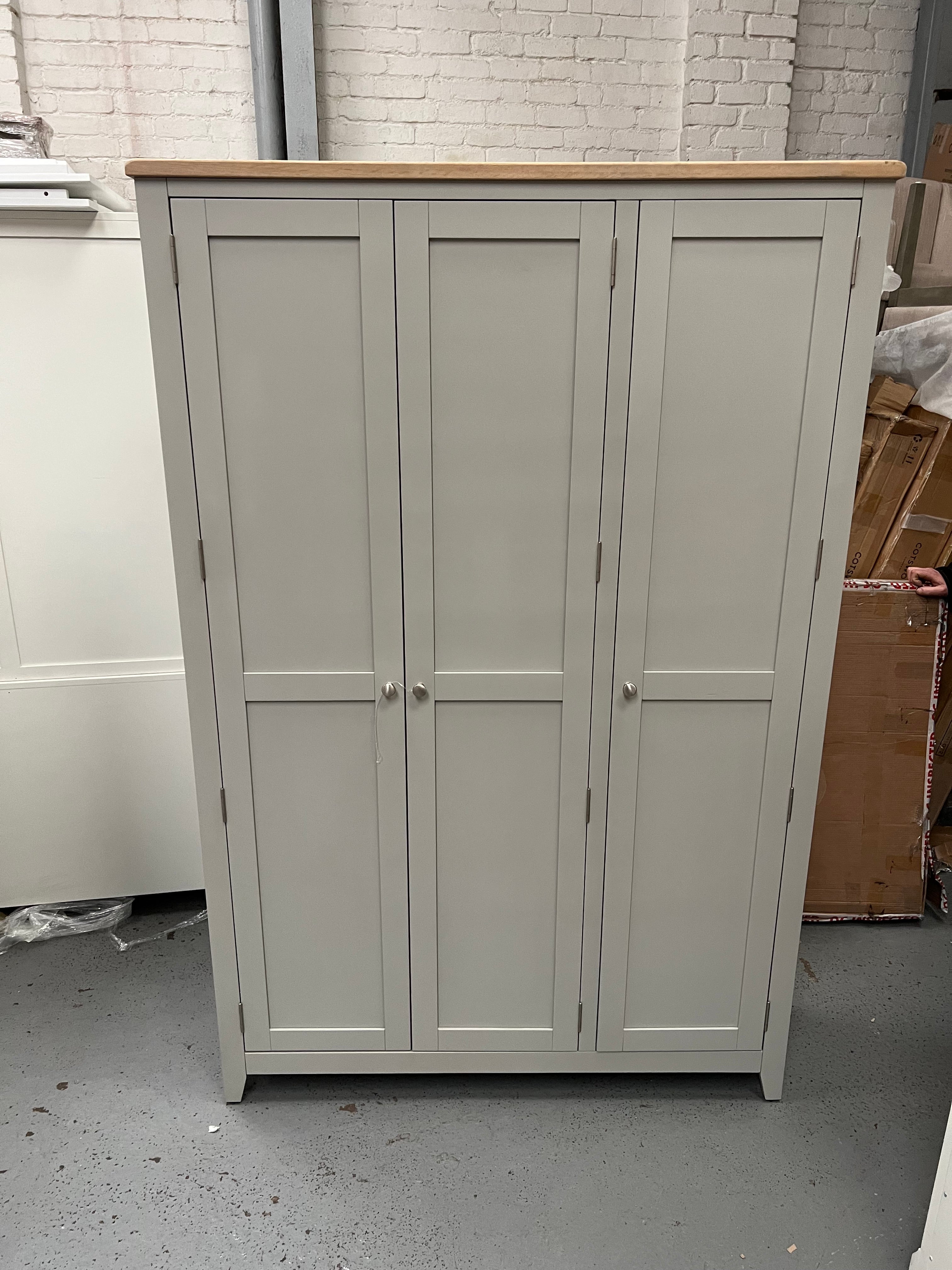 Chester Dove Grey 3 Door Hallway Cloakroom Quality Furniture Clearance Ltd