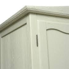 CAMILLE FRENCH GREY
Triple Wardrobe Quality Furniture Clearance Ltd