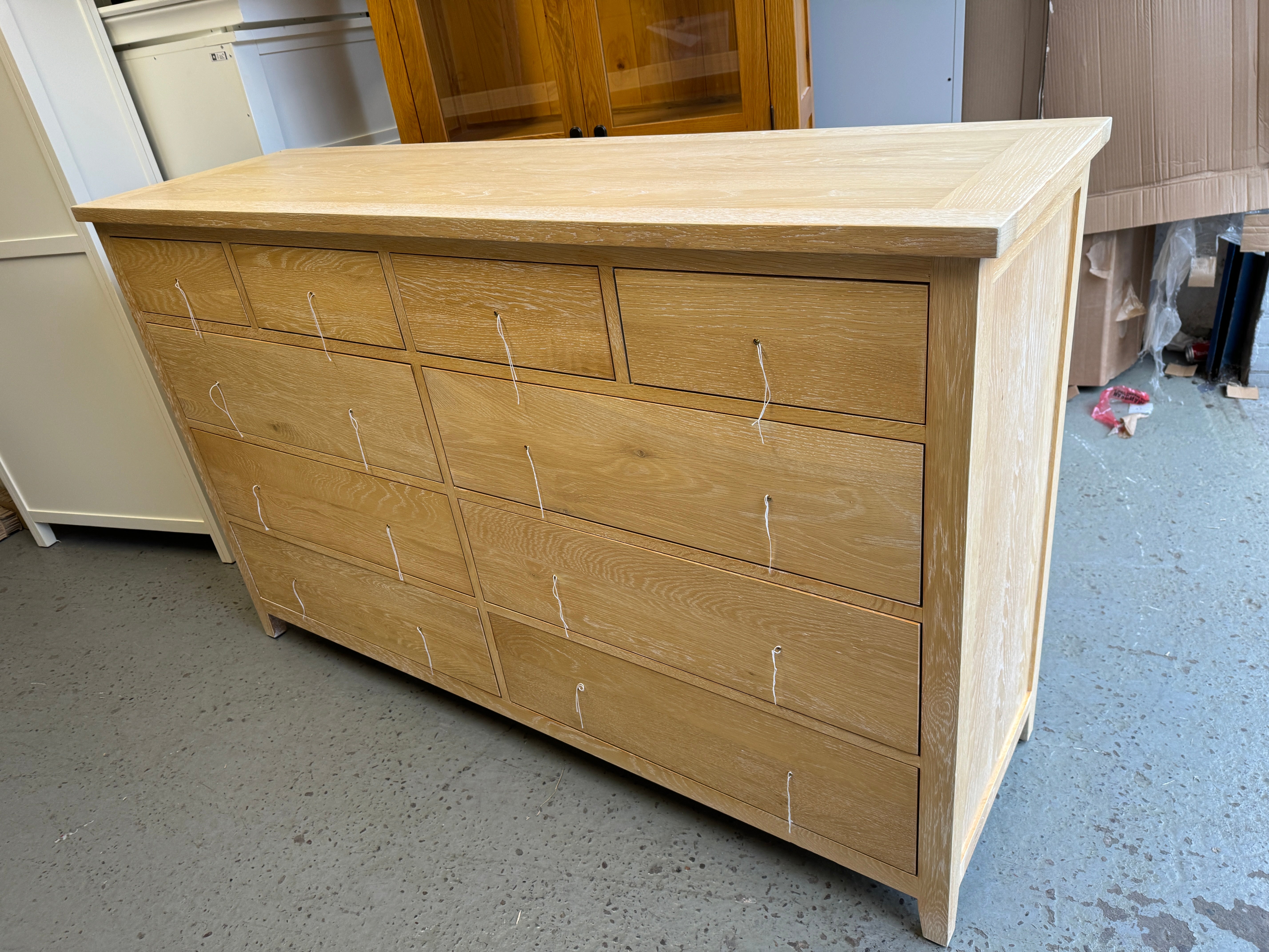 INGLESHAM WHITEWASH OAK 10 Drawer Chest Quality Furniture Clearance Ltd