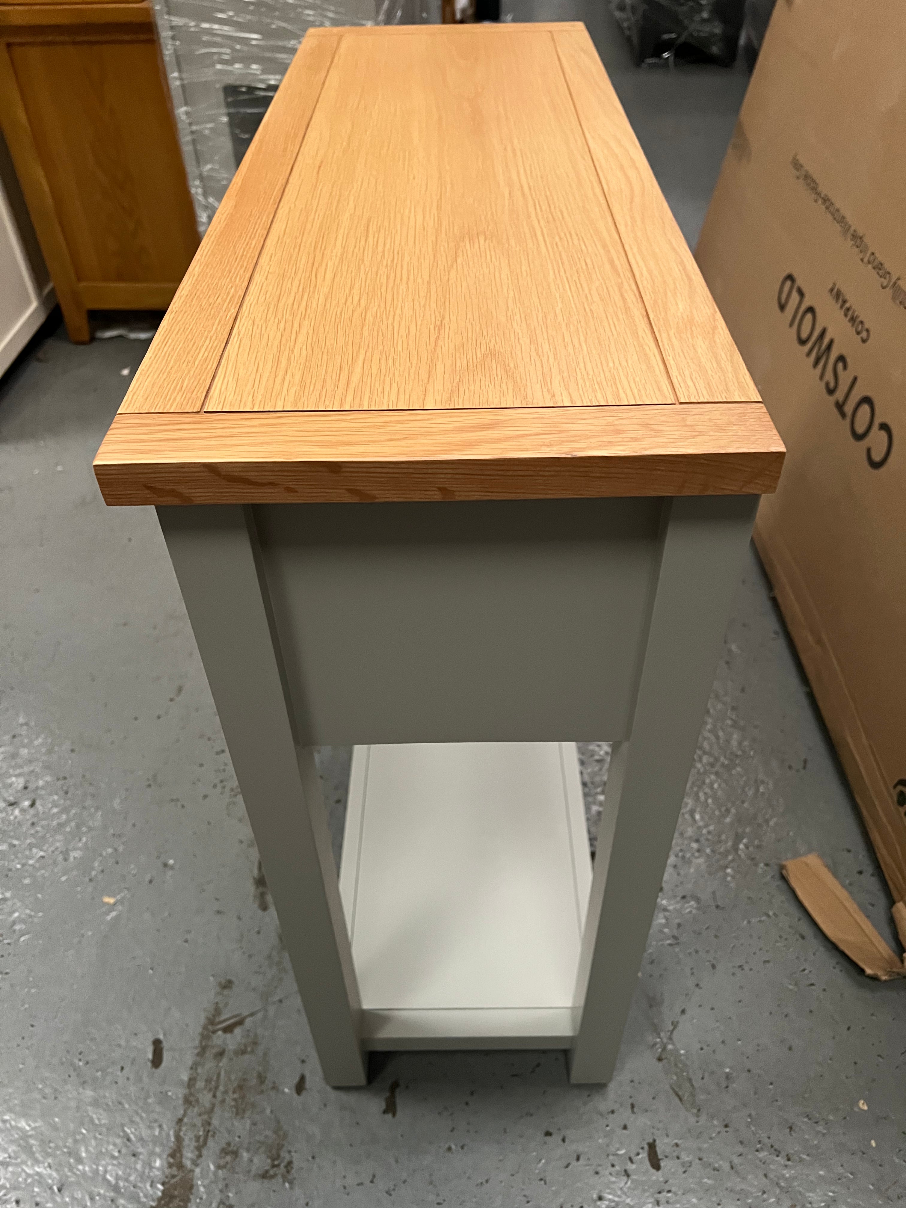 PEBBLE GREY
Console Table Quality Furniture Clearance Ltd