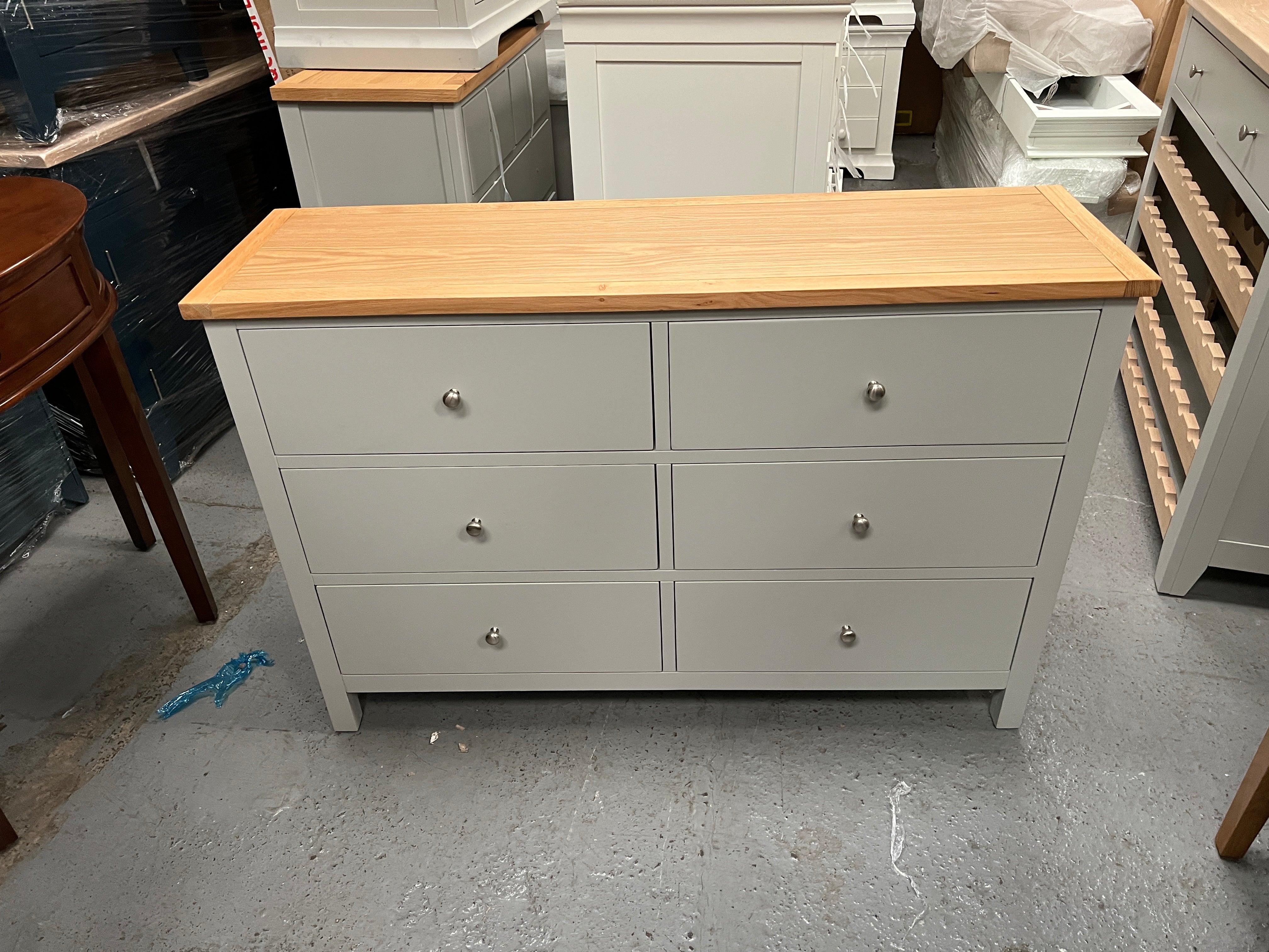 SIMPLY COTSWOLD PEBBLE GREY
6 Drawer Chest Quality Furniture Clearance Ltd