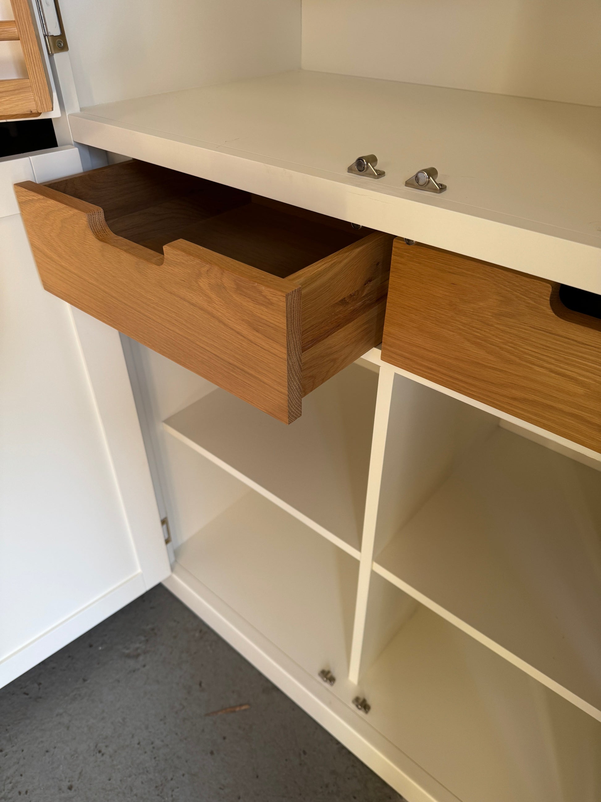 SIMPLY COTSWOLD CLASSIC CREAM Double Larder furniture delivered