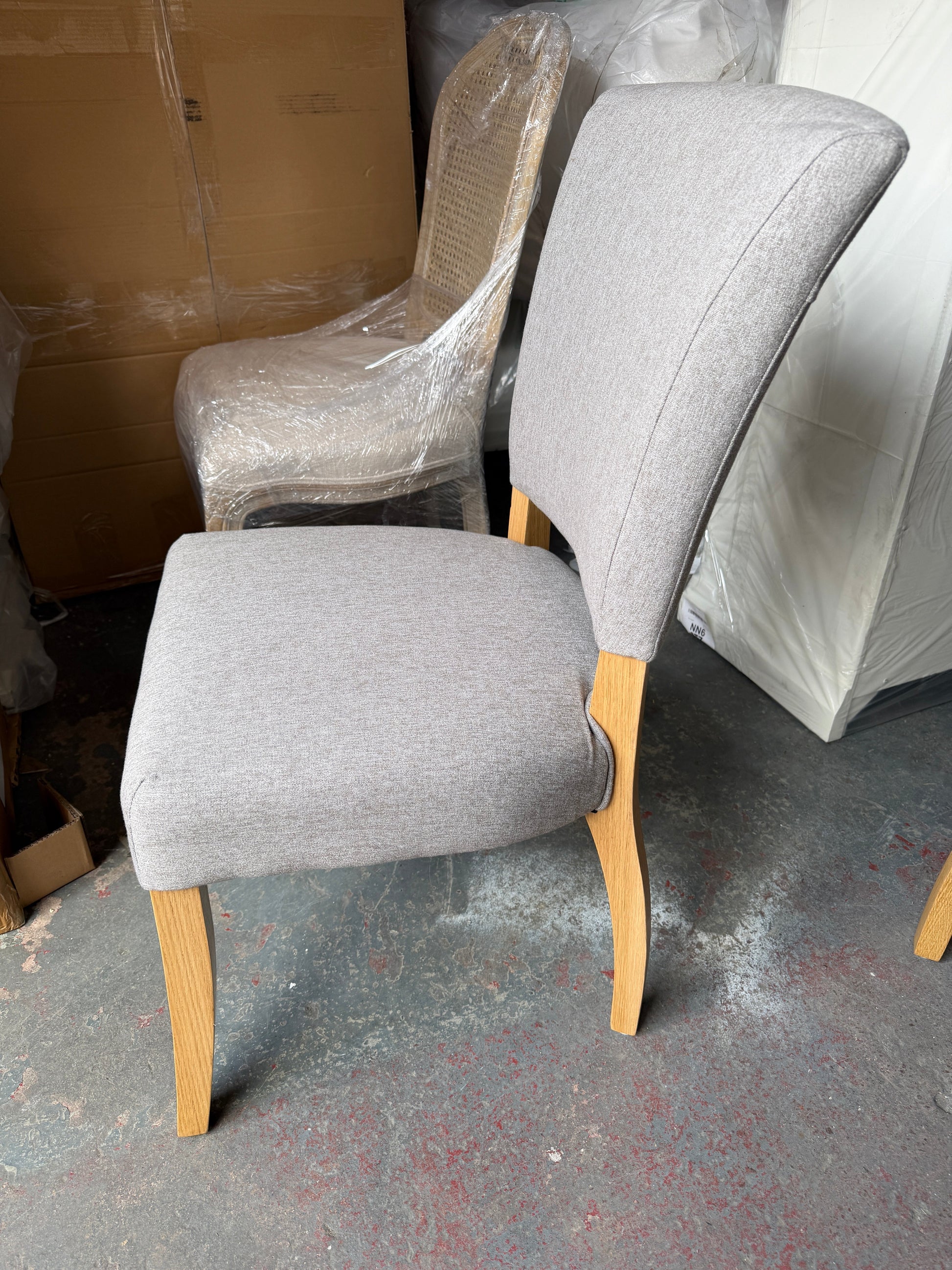 BLUEBELL
Upholstered Dining Chair Grey Quality Furniture Clearance Ltd