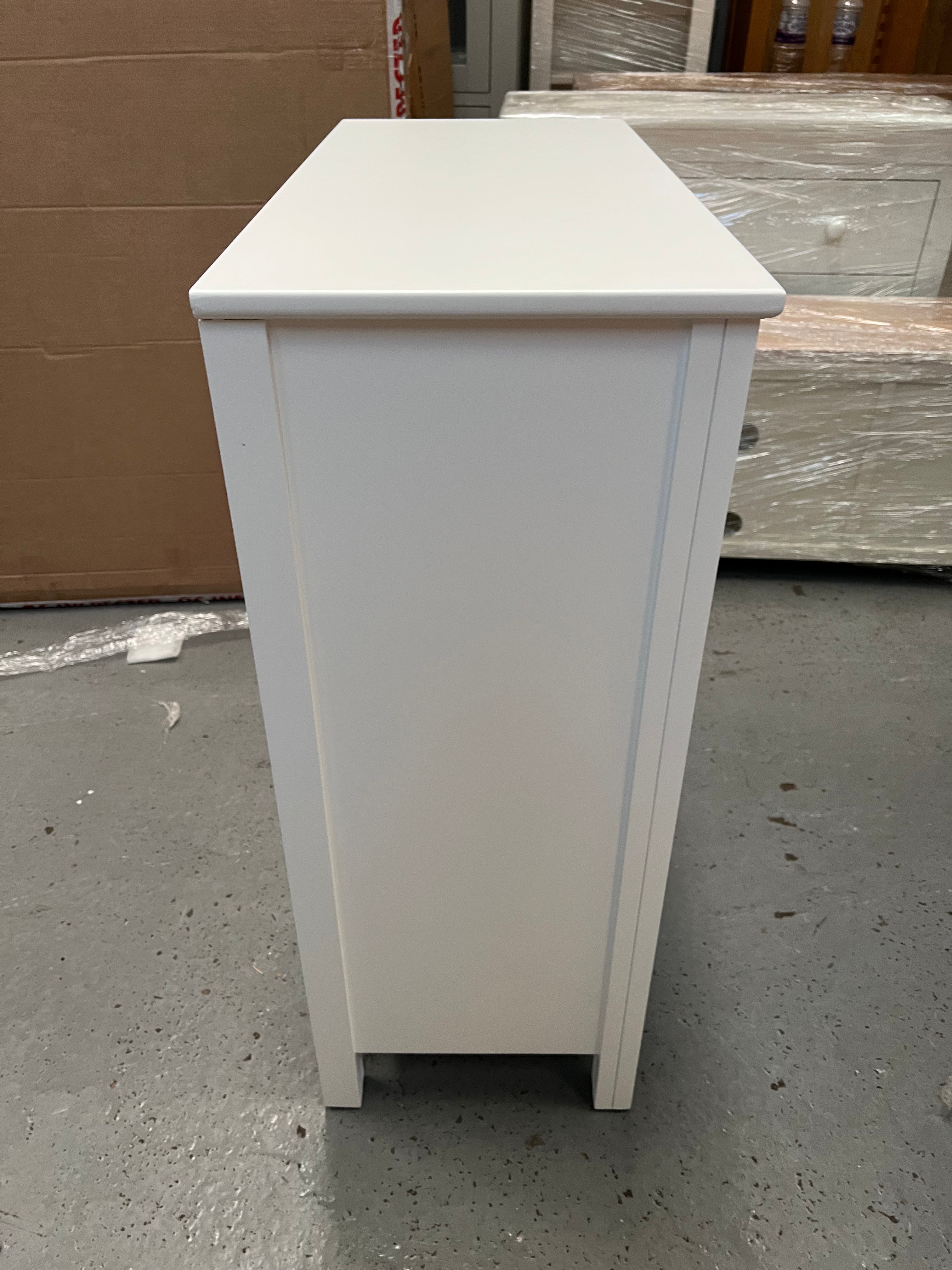 SIMPLY COTSWOLD PURE WHITE
5 Drawer Chest Quality Furniture Clearance Ltd