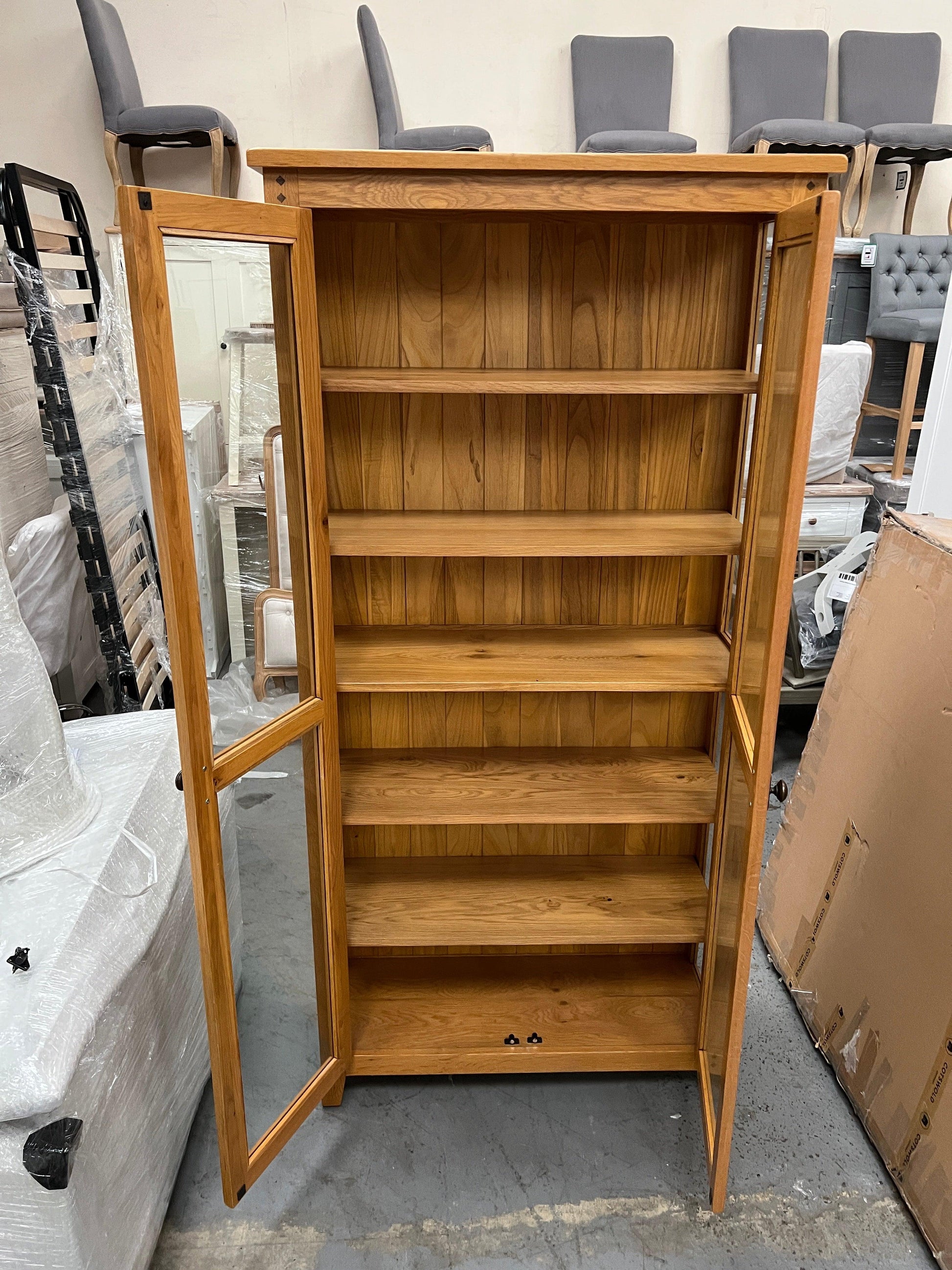 OAKLAND RUSTIC OAK
New Glass Display Cabinet Quality Furniture Clearance Ltd