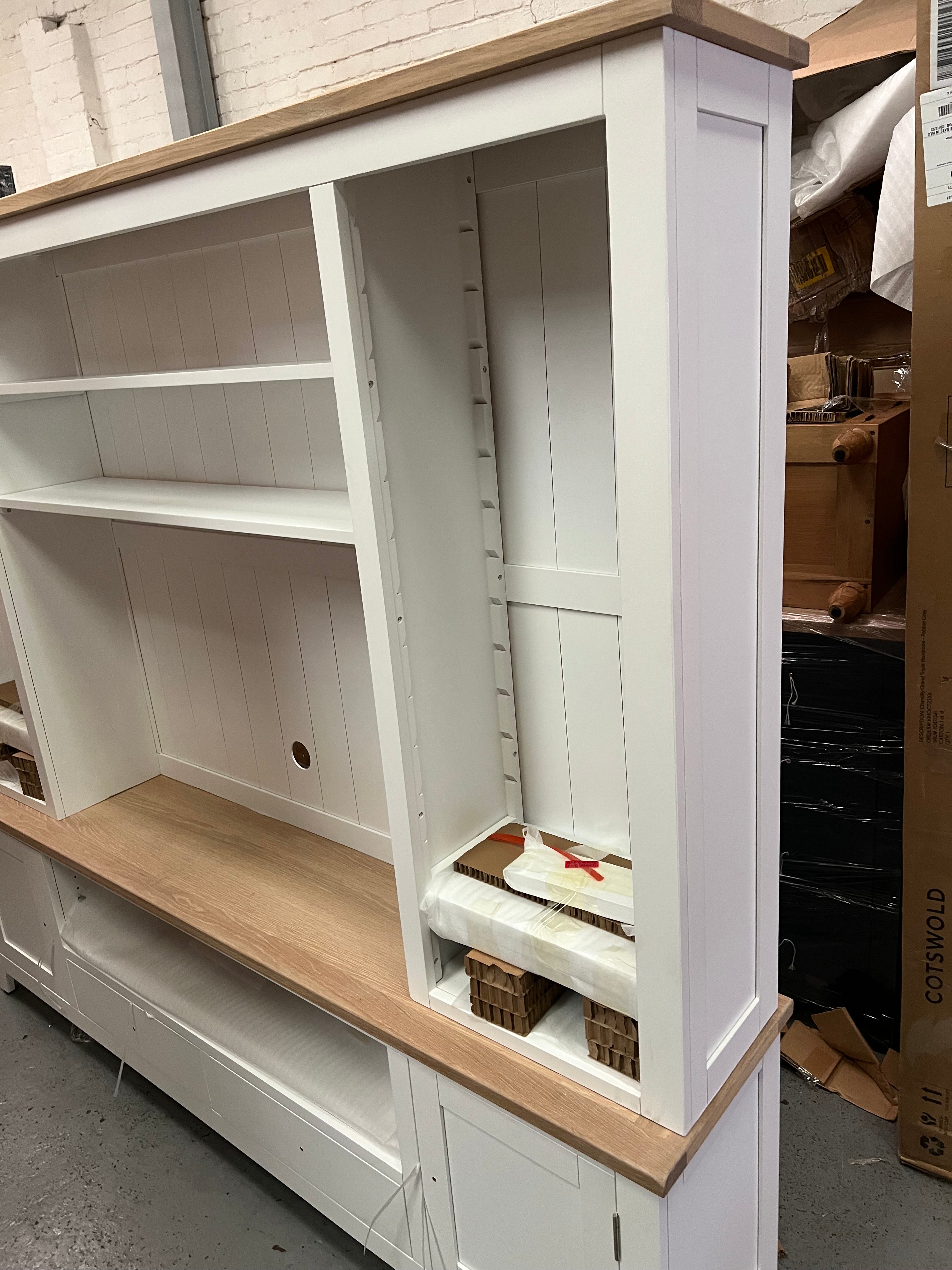 CHESTER PURE WHITE
TV and Media Storage Unit Quality Furniture Clearance Ltd