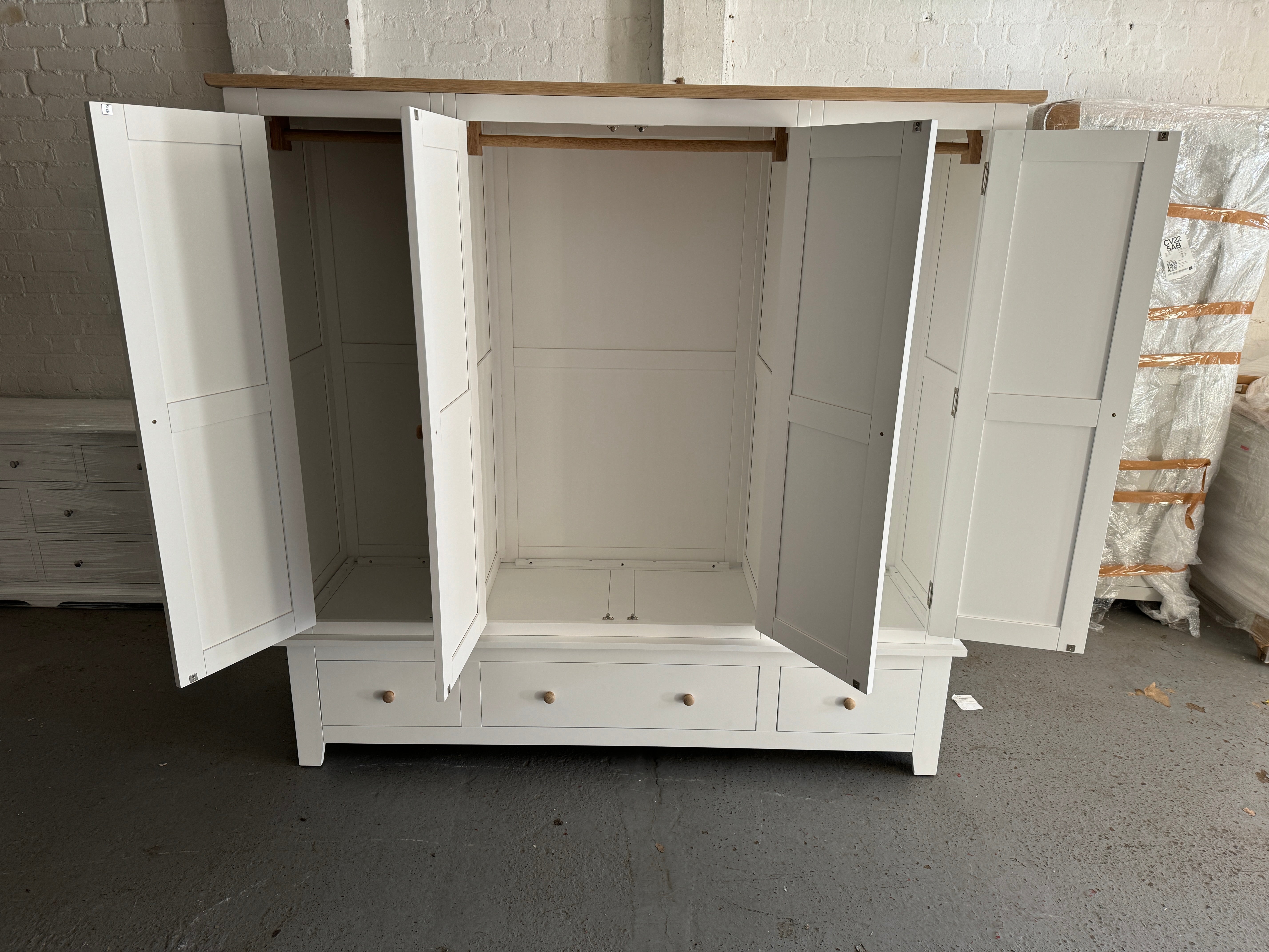 CHESTER PURE WHITE Four Door Wardrobe