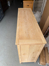 Load image into Gallery viewer, INGLESHAM WHITEWASH OAK 10 Drawer Chest Quality Furniture Clearance Ltd
