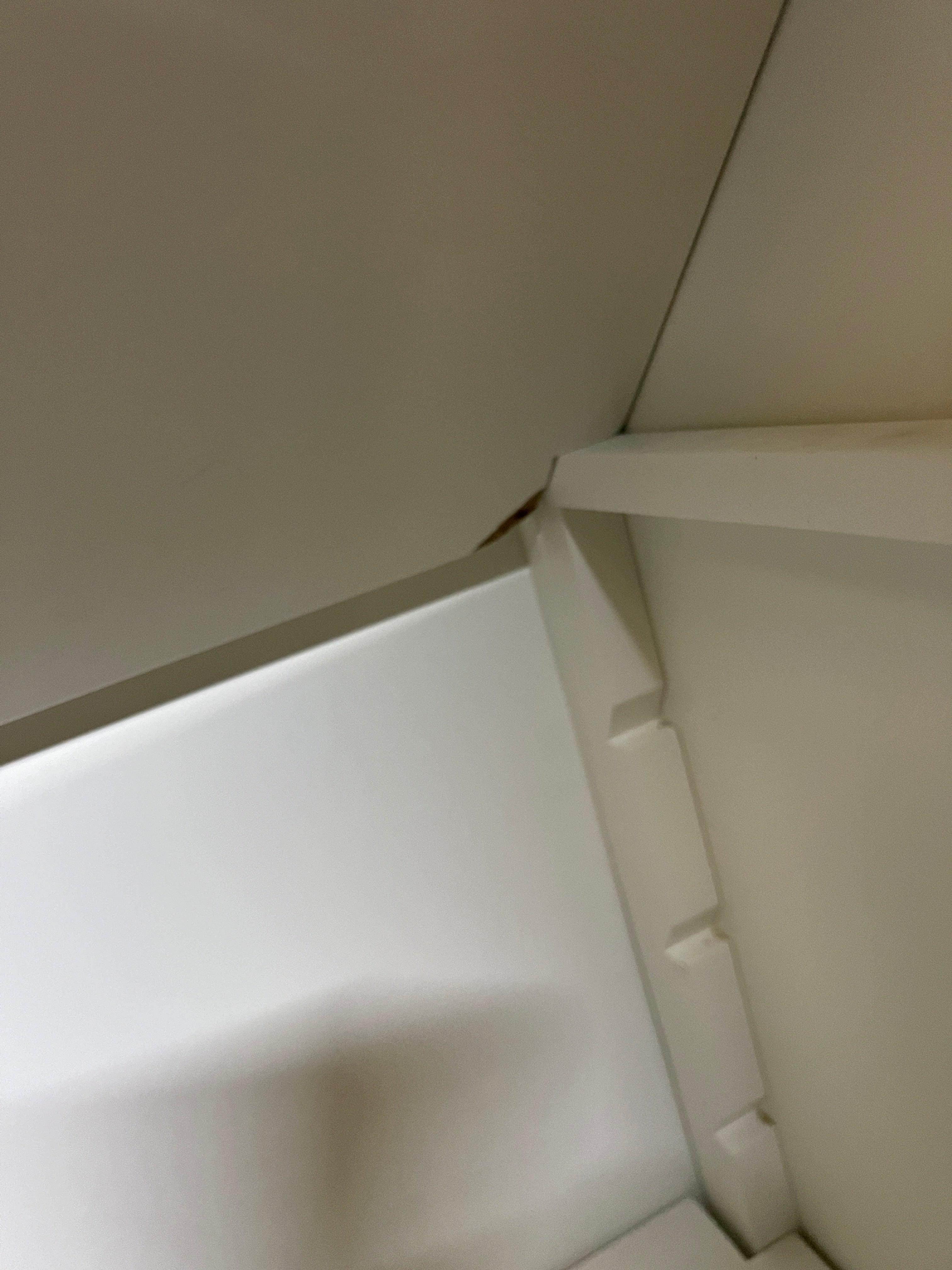 STOW WARM WHITE
Narrow Single Larder Quality Furniture Clearance Ltd