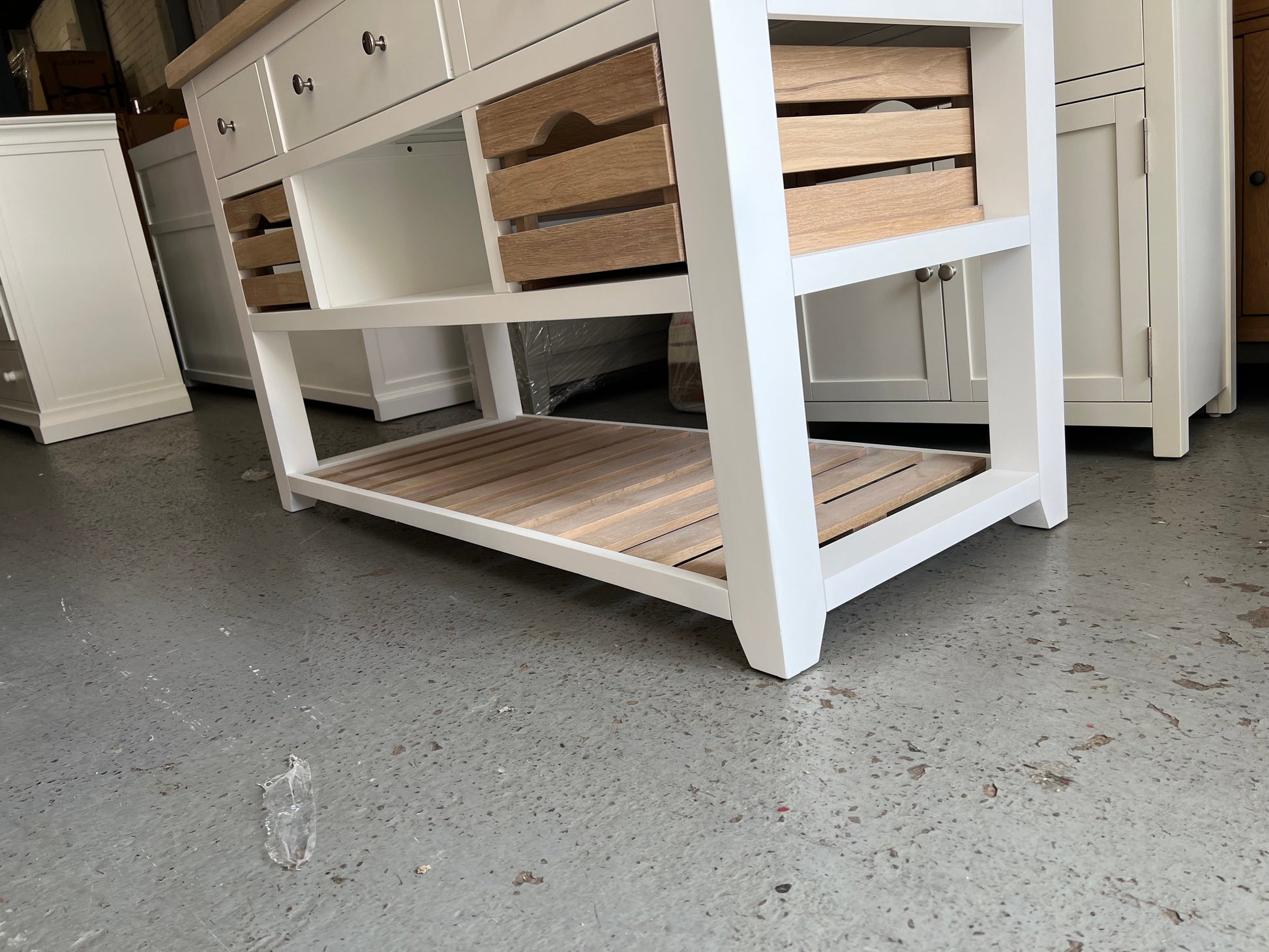CHESTER PURE WHITE Kitchen Island furniture delivered