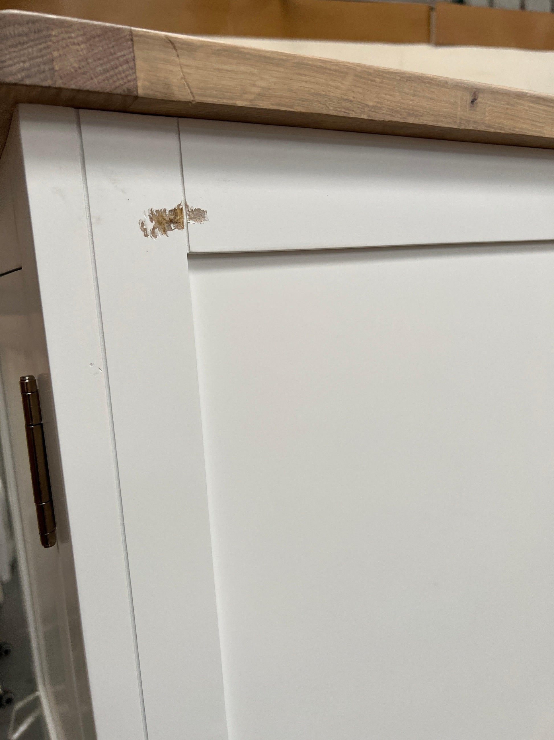 CHESTER PURE WHITE
Narrow Larder Quality Furniture Clearance Ltd