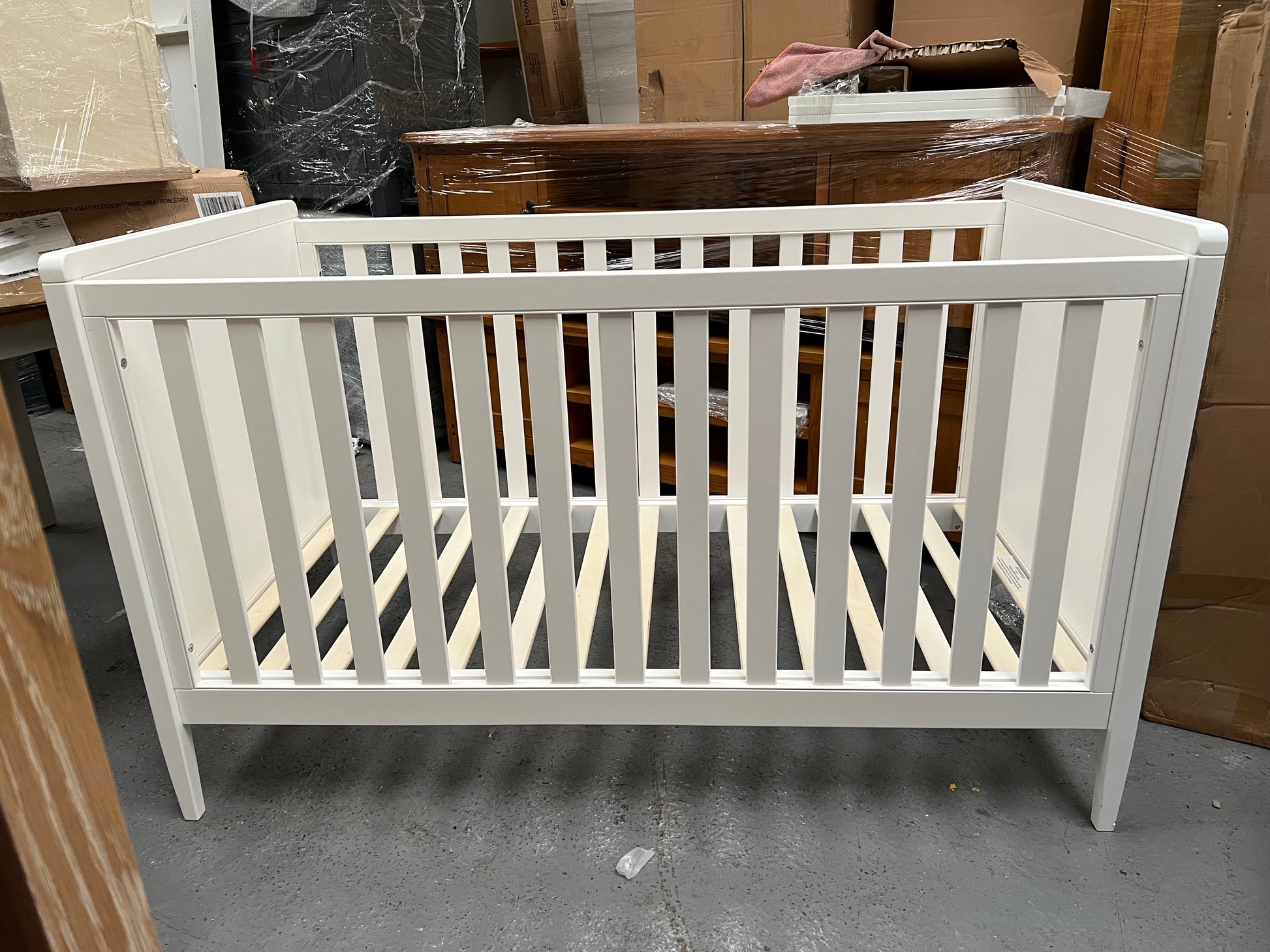 PENSHAM PURE WHITE
Classic Cot Bed Quality Furniture Clearance Ltd