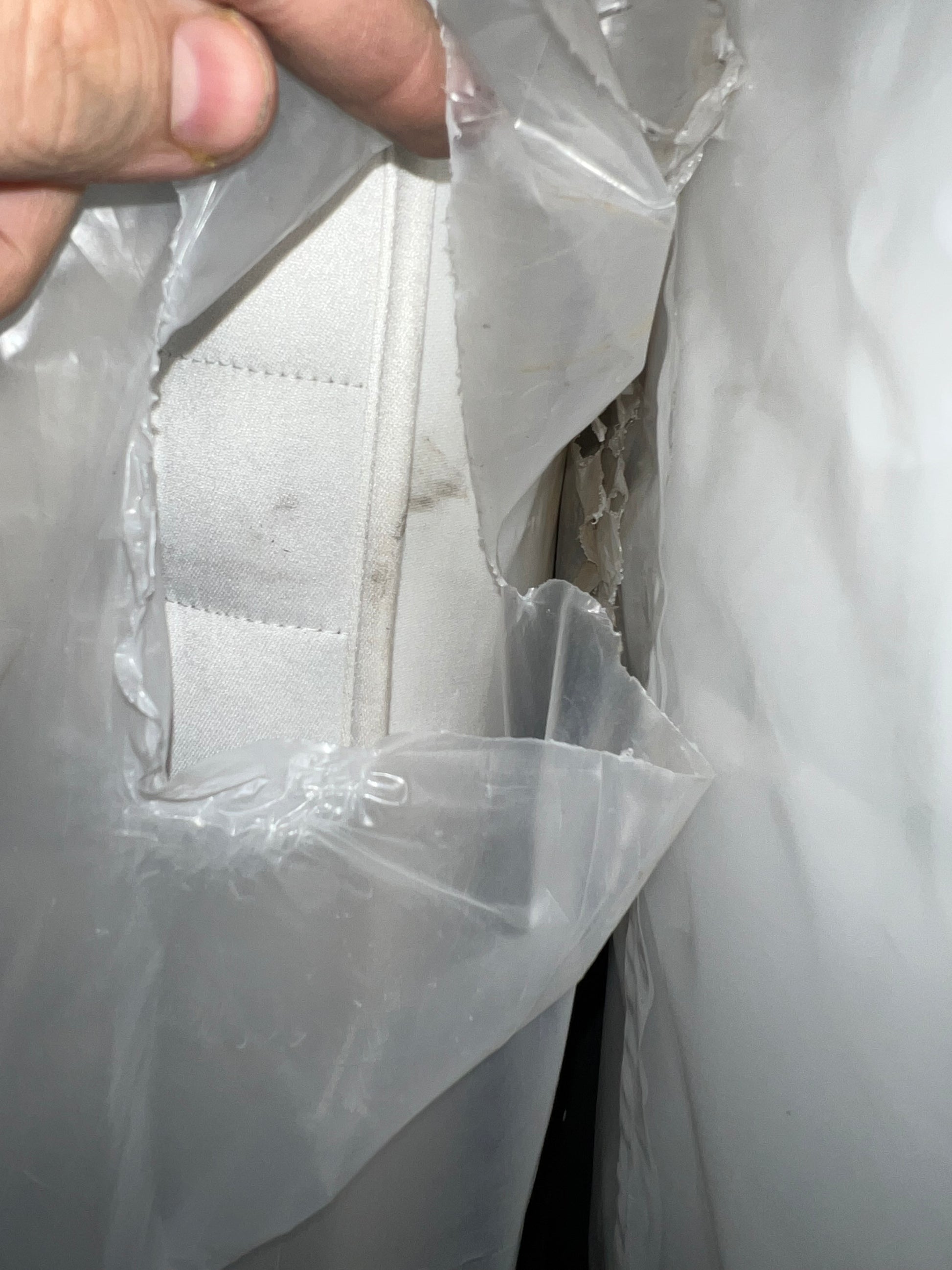 THE MALMESBURY Super King Mattress - 1500 Pocket Spring (Medium Tension) Quality Furniture Clearance Ltd