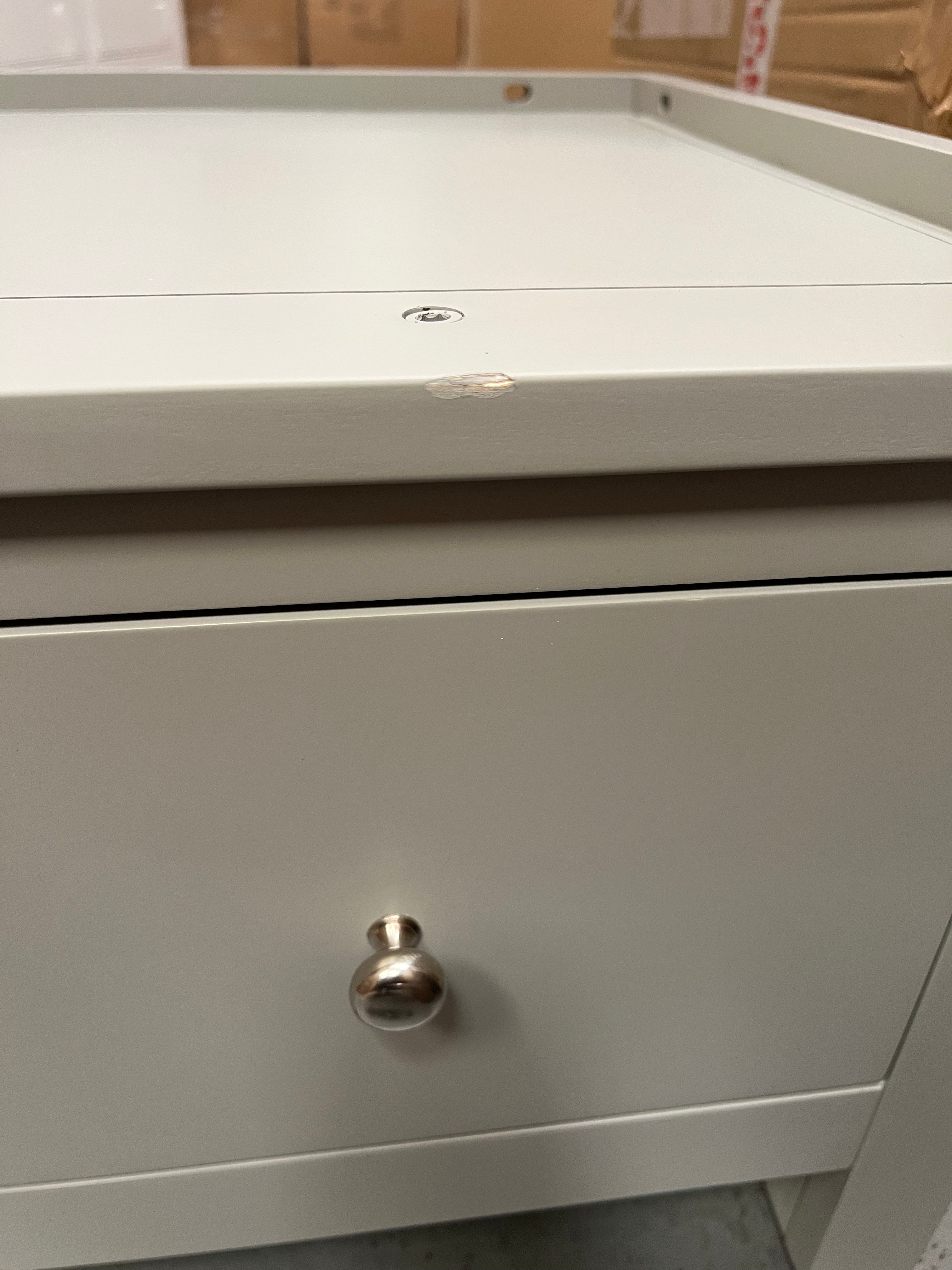 SIMPLY COTSWOLD PEBBLE GREY
Double Wardrobe Quality Furniture Clearance Ltd