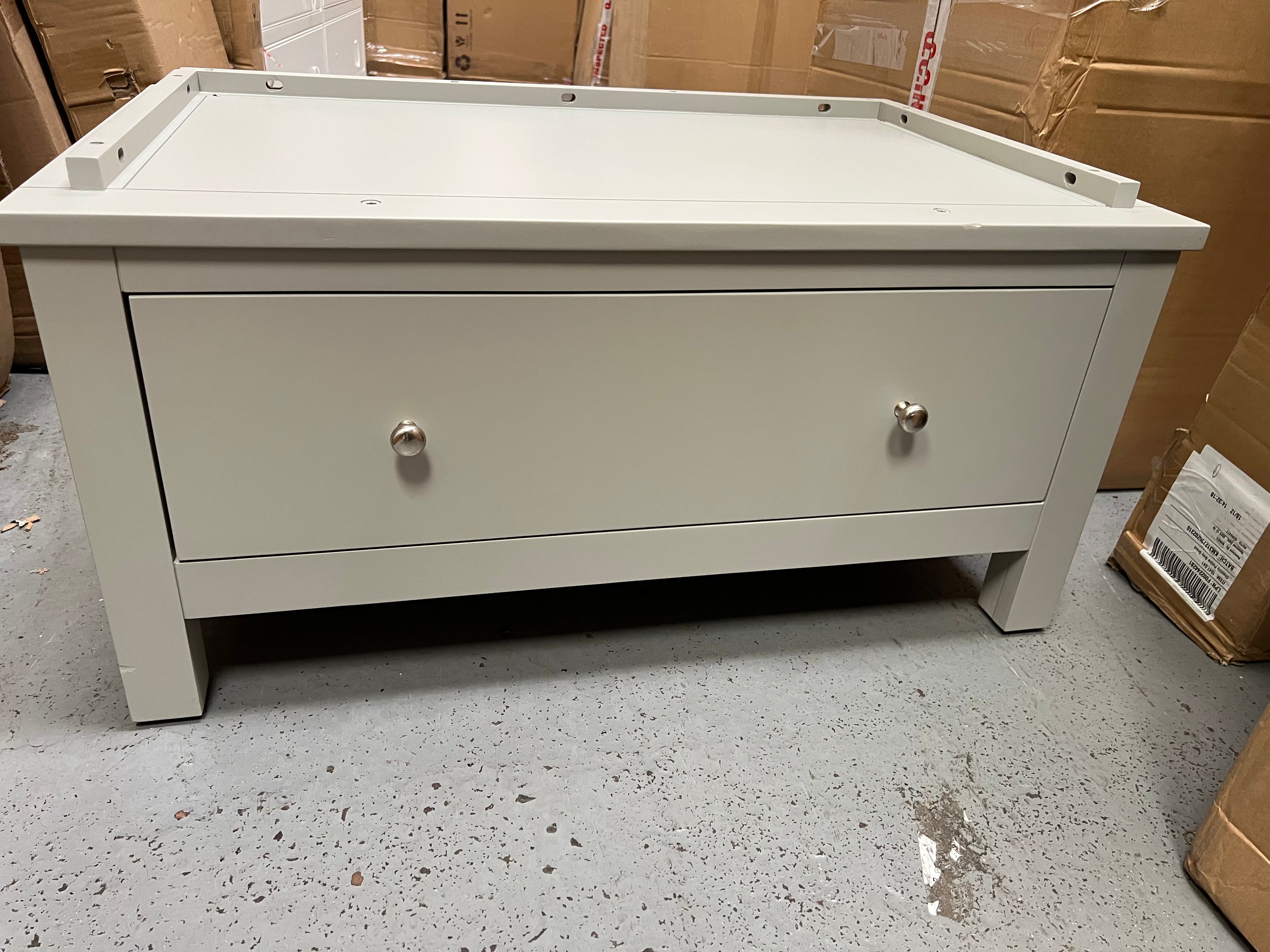 SIMPLY COTSWOLD PEBBLE GREY
Double Wardrobe Quality Furniture Clearance Ltd