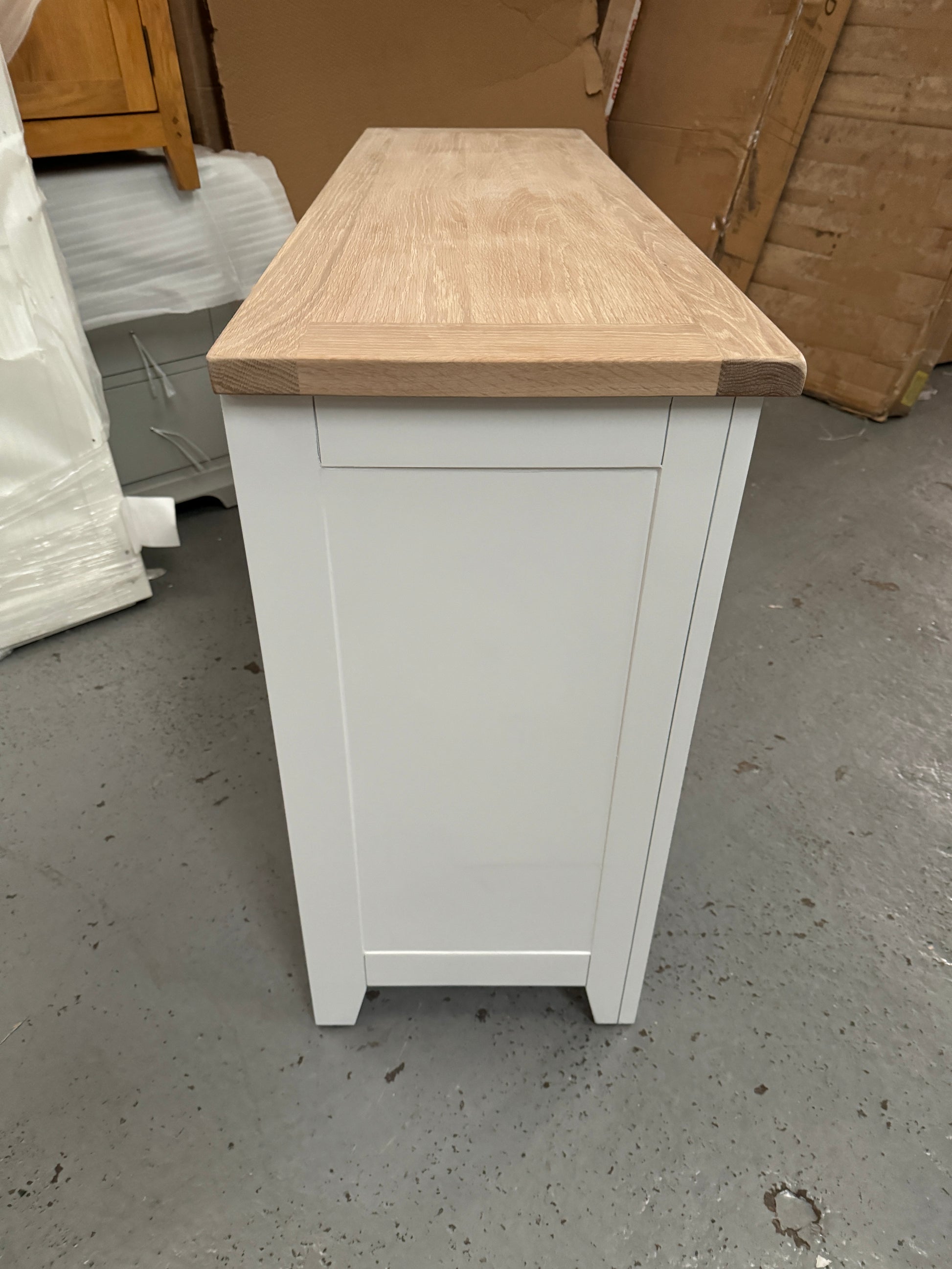 CHESTER PURE WHITE
Large Sideboard Quality Furniture Clearance Ltd