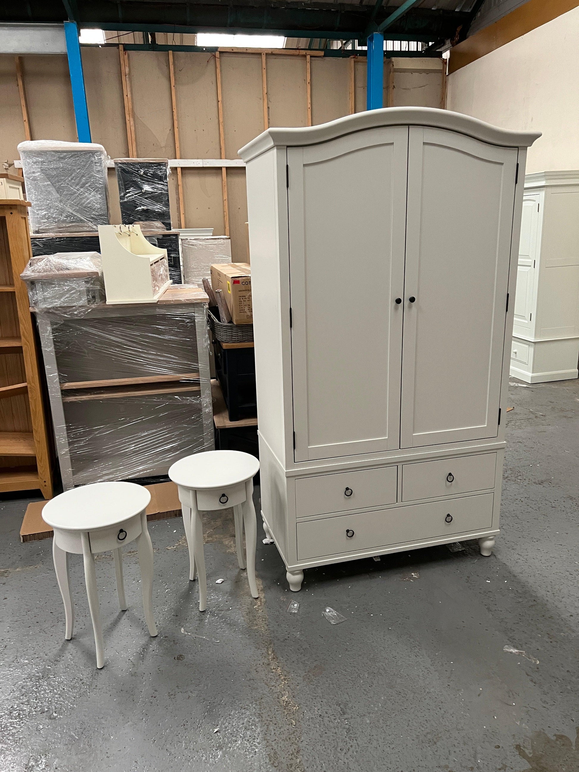 WILMSLOW PALE GREY Double Wardrobe And Matching Nightstands Quality Furniture Clearance Ltd