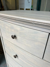 Load image into Gallery viewer, WINCHCOMBE SMOKED OAK 2+3 Chest of Drawers Quality Furniture Clearance Ltd
