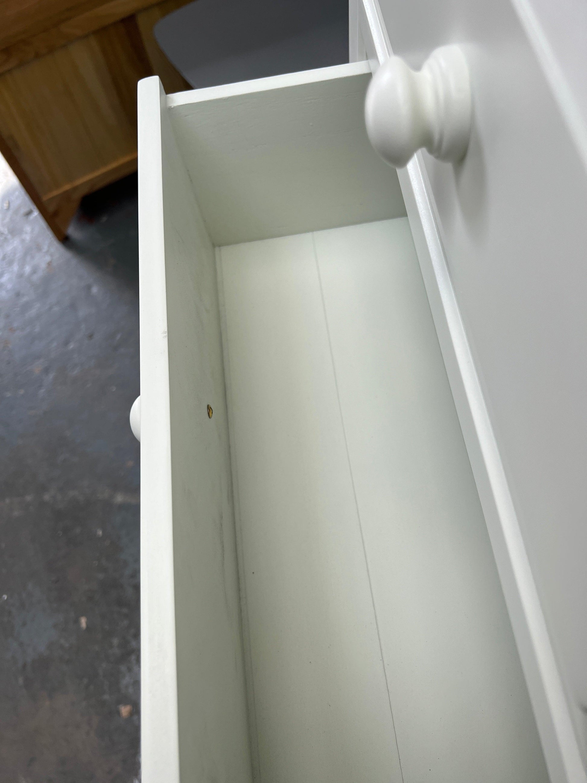 Burford Ivory 2 Over 4 Chest of Drawers furniture delivered 