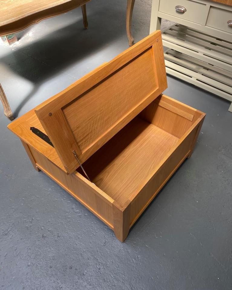 Oak Trunk Coffee Table - furniture delivered 