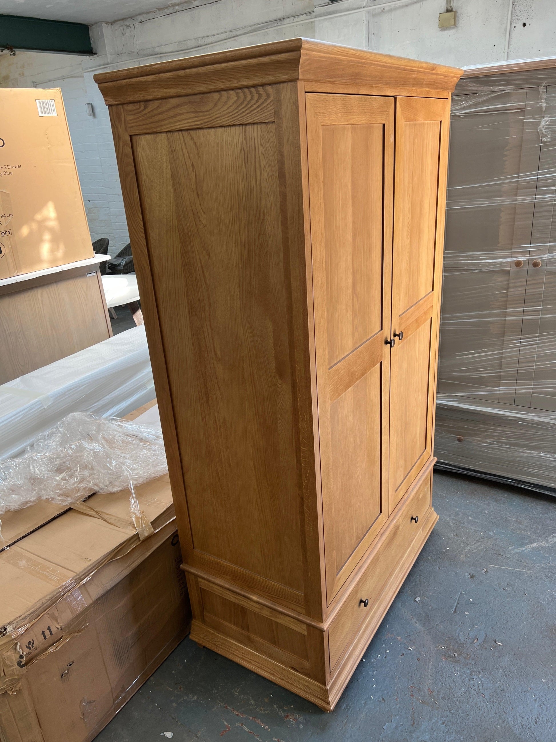 Winchcombe Oiled Oak Double Wardrobe Quality Furniture Clearance Ltd