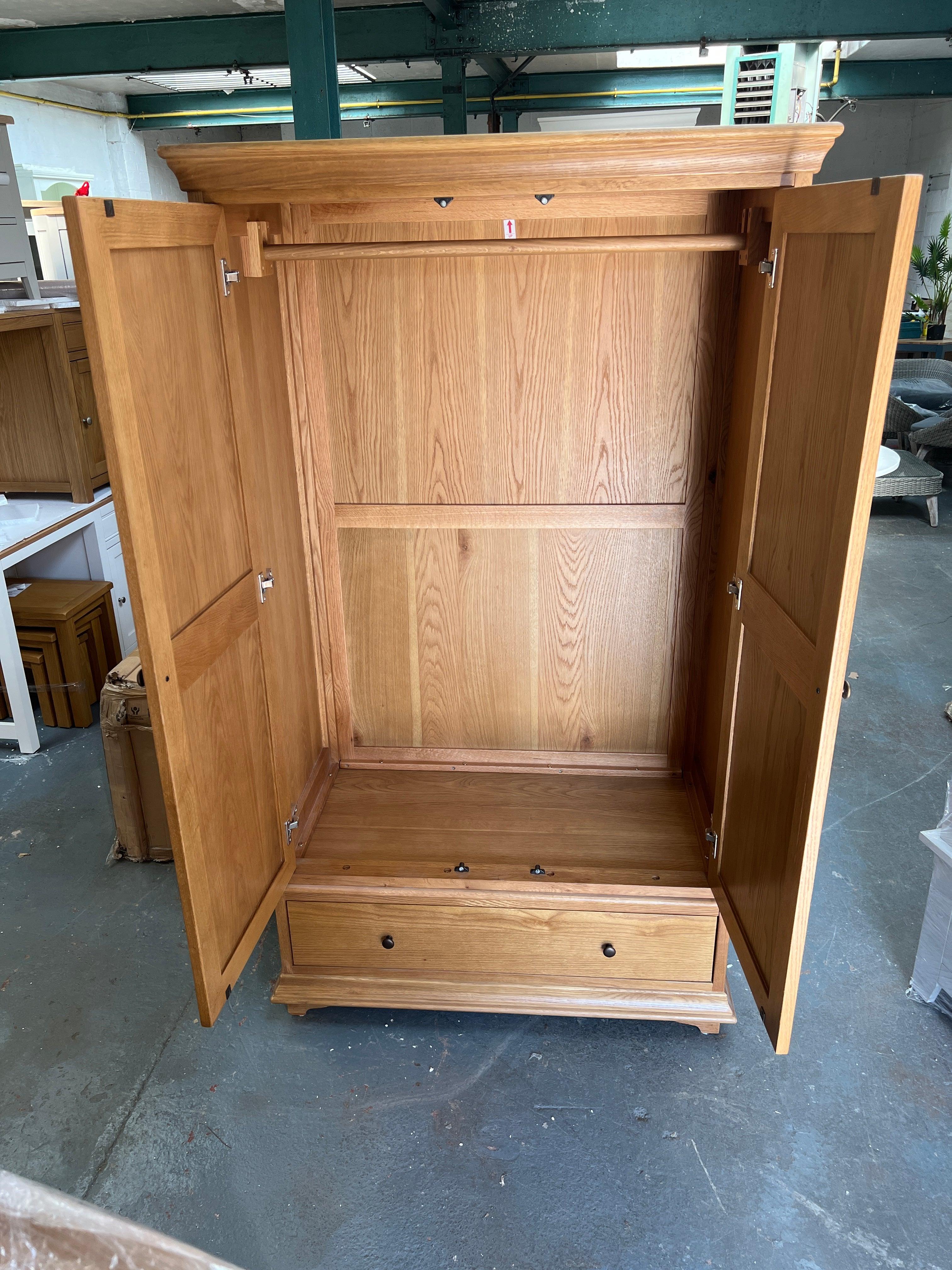 Winchcombe Oiled Oak Double Wardrobe Quality Furniture Clearance Ltd