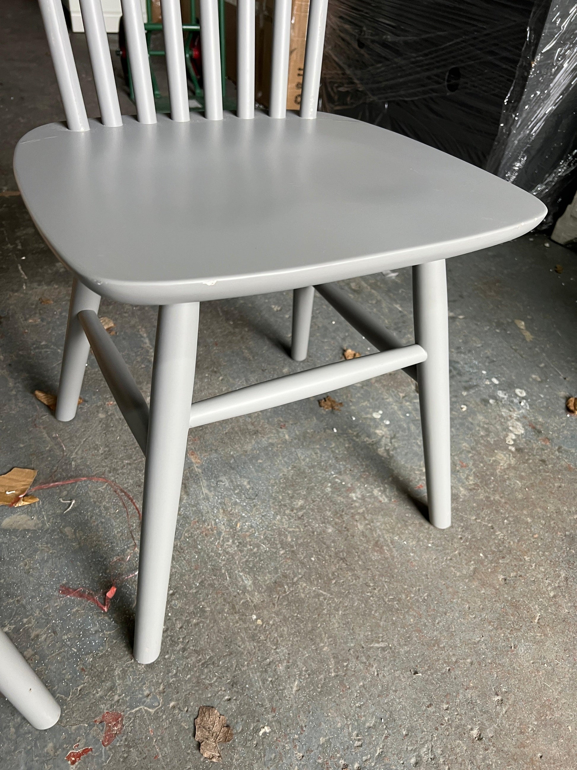 Set of 4 CHESTER DOVE GREY Spindleback Chair - Dove Grey Quality Furniture Clearance Ltd