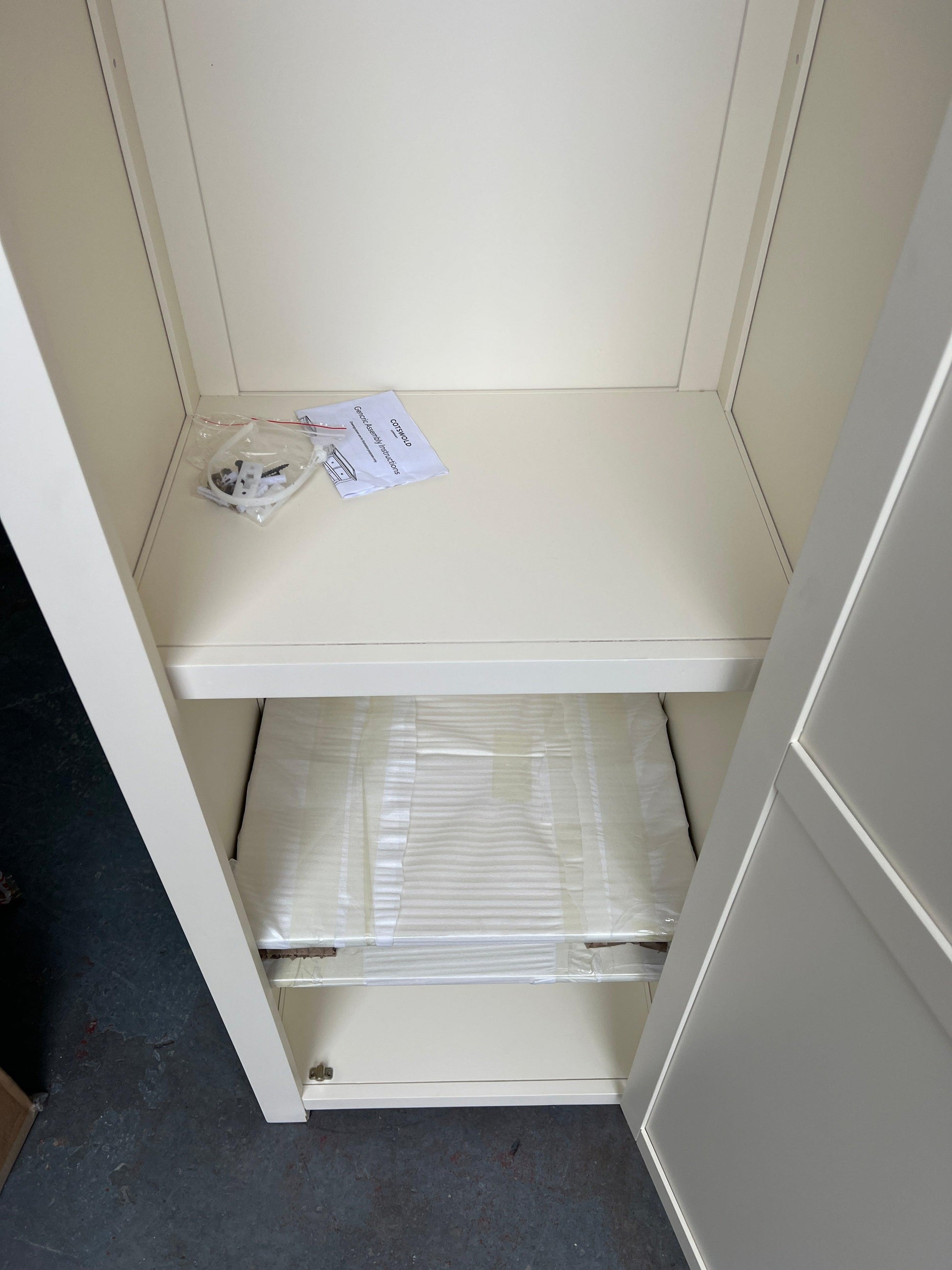 SUSSEX COTSWOLD CREAM Shaker Cupboard Quality Furniture Clearance Ltd